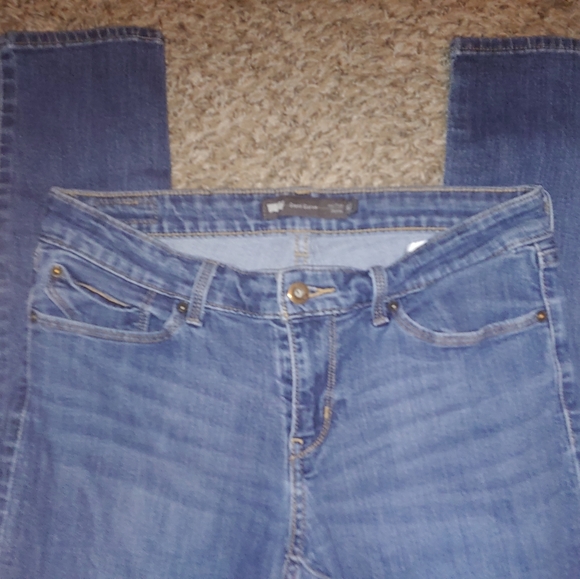 Levi's Curve Skinny Jeans - Picture 3 of 5